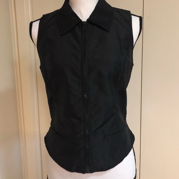 ANN TAYLOR Jackets & Blazers - ANN TAYLOR 🖤 VINTAGE BLACK FITTED VEST✨EUC
